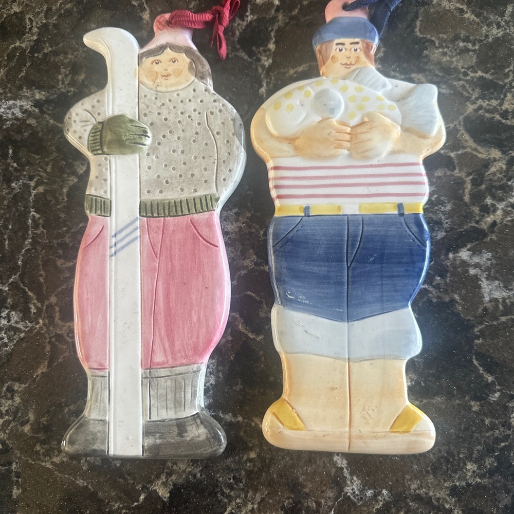 Vintage Les Artisans Sigma the tastesetter Hang Wall Plaque Man women Fish Ski